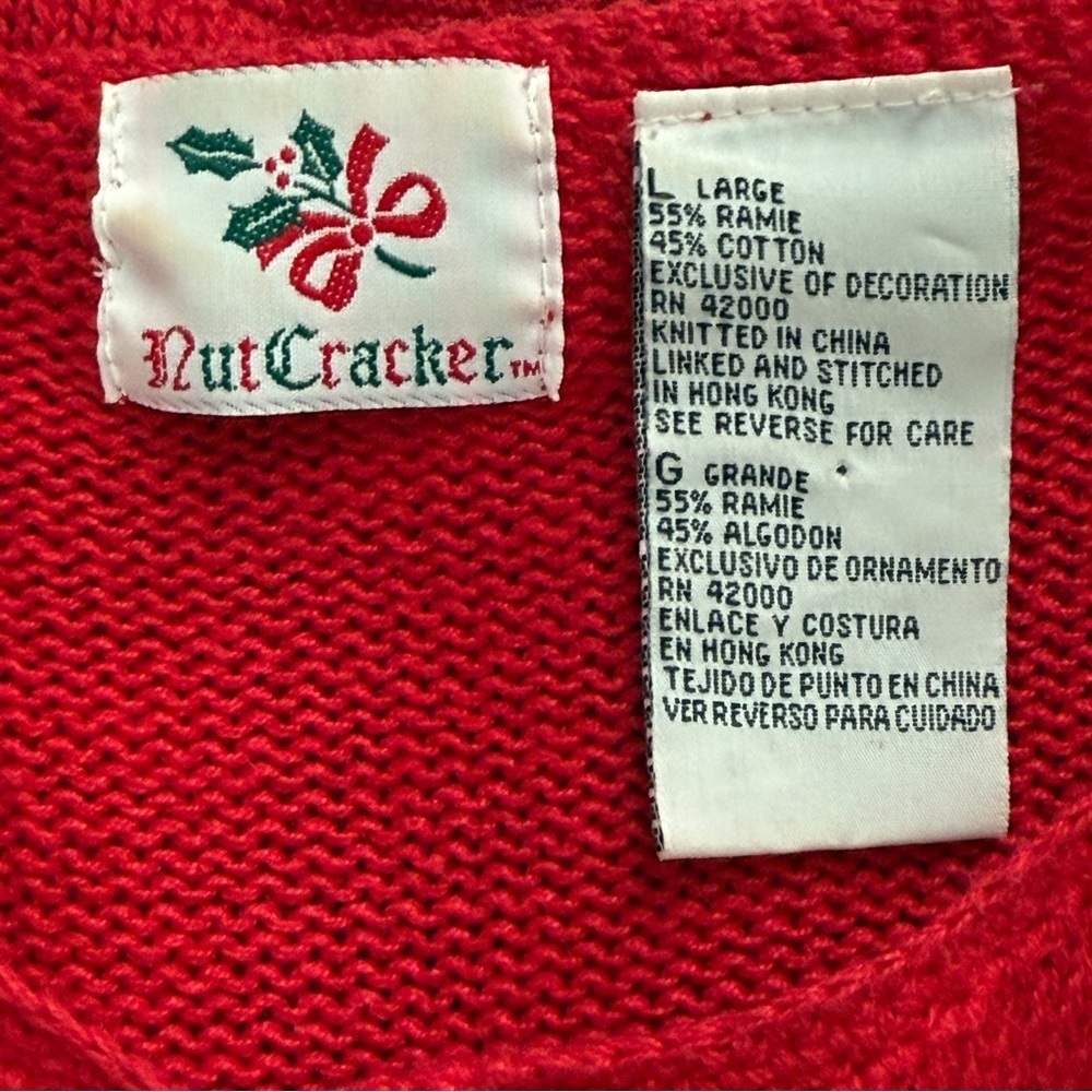 Vintage Nut Cracker Holiday Red Sweater with Festive Tree Design Size L - Picture 4 of 8